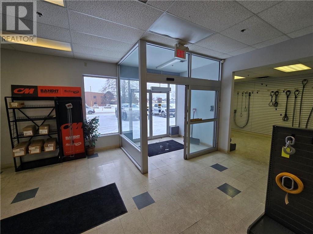 878 Falconbridge Unit# 1&2, Sudbury, ON