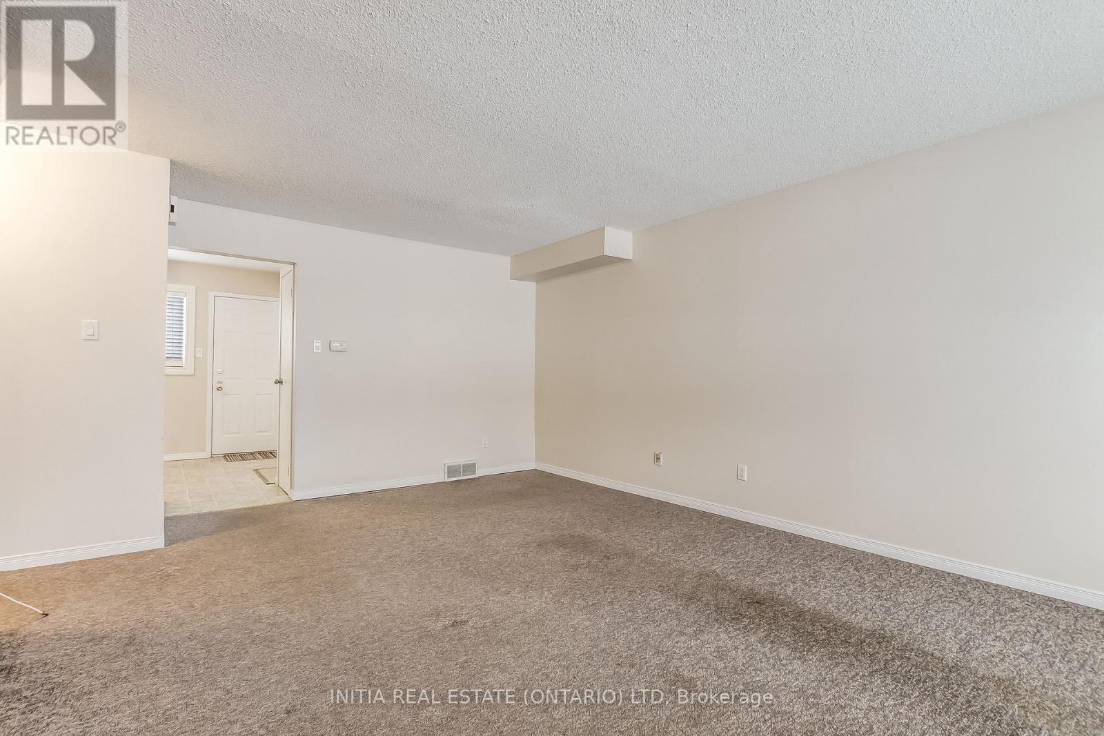 62 - 320 Westminster Avenue, London South (South H), ON - Indoor Photo Showing Other Room