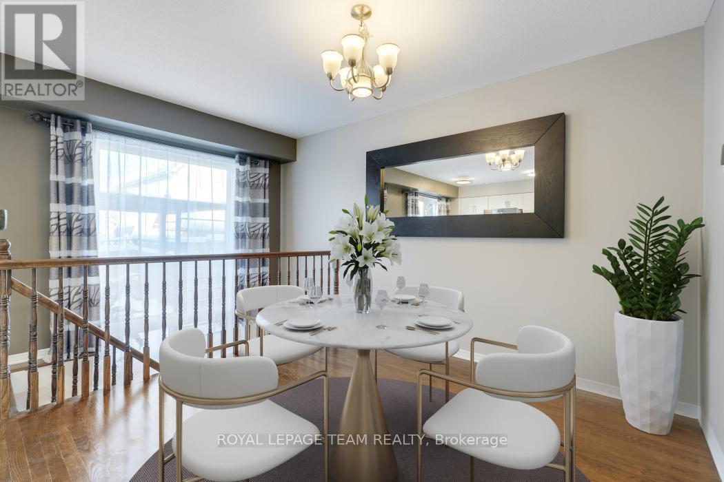 13 Grammercy Park, Ottawa, ON - Indoor Photo Showing Dining Room