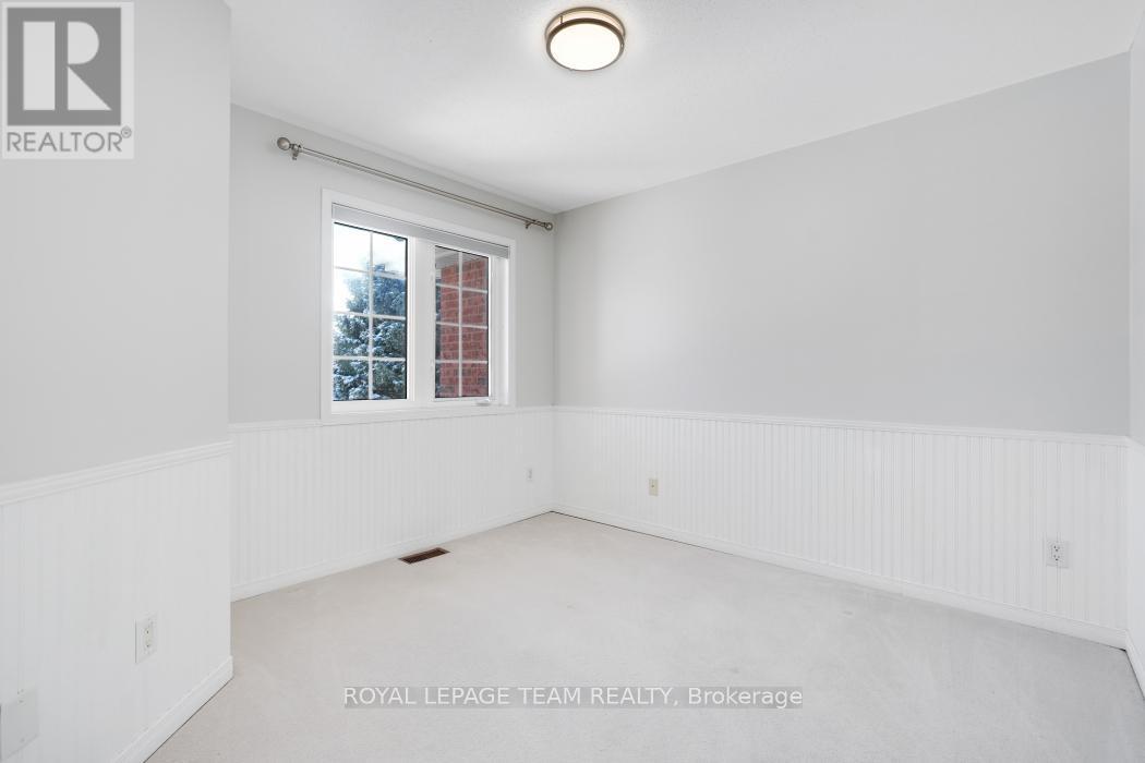 13 Grammercy Park, Ottawa, ON - Indoor Photo Showing Other Room