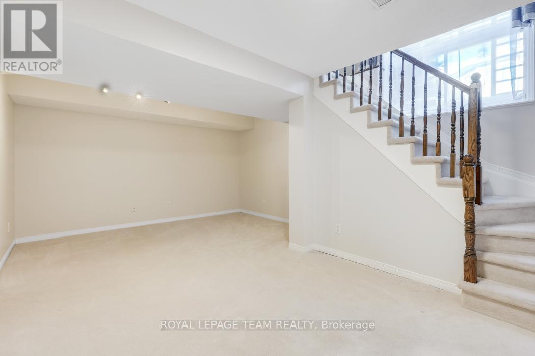 13 Grammercy Park, Ottawa, ON - Indoor Photo Showing Other Room