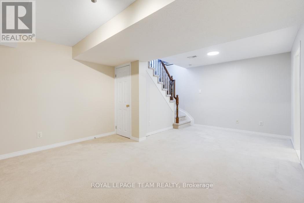 13 Grammercy Park, Ottawa, ON - Indoor