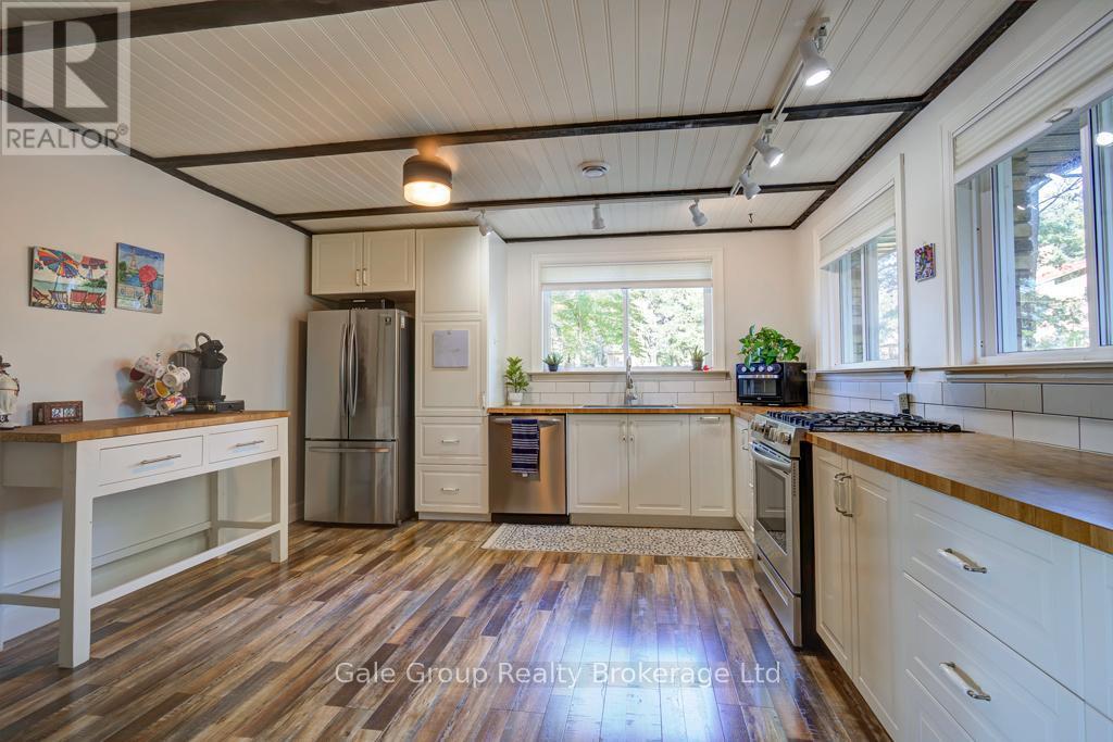 56559 Heritage Line, Bayham, ON - Indoor Photo Showing Kitchen
