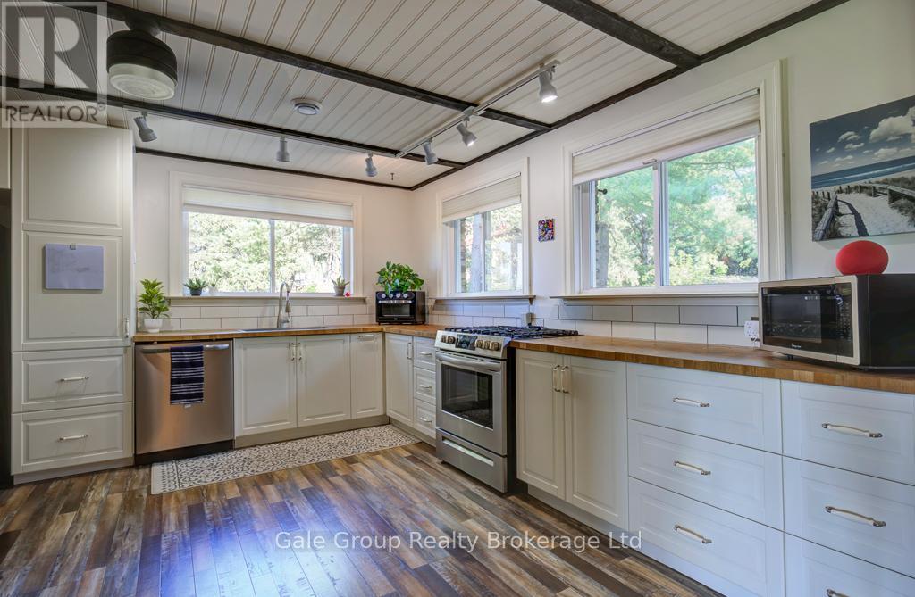 56559 Heritage Line, Bayham, ON - Indoor Photo Showing Kitchen
