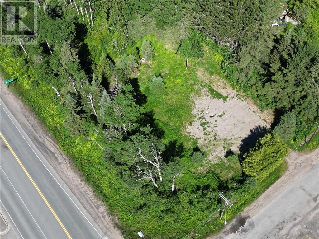 21 Smith Street, Nairn Centre, ON