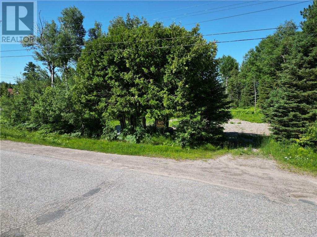 21 Smith Street, Nairn Centre, ON