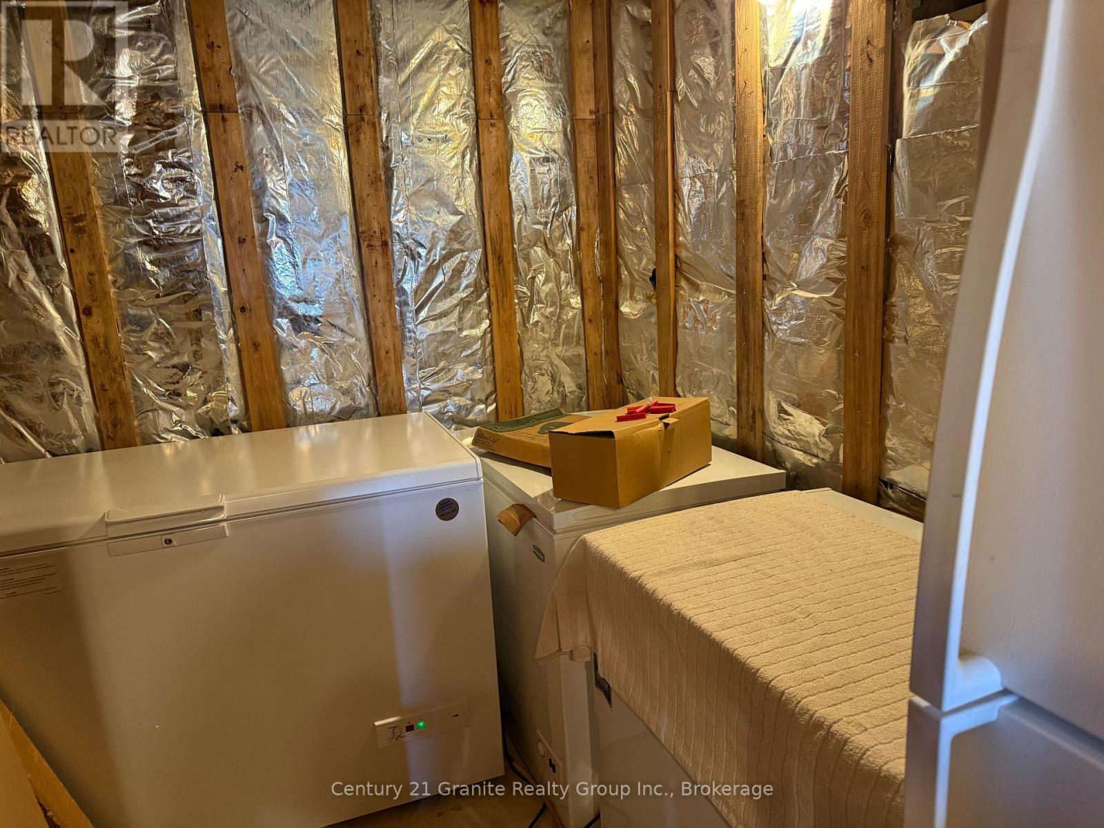 1028 Crabbe Lane, Dysart Et Al (Guilford), ON - Indoor