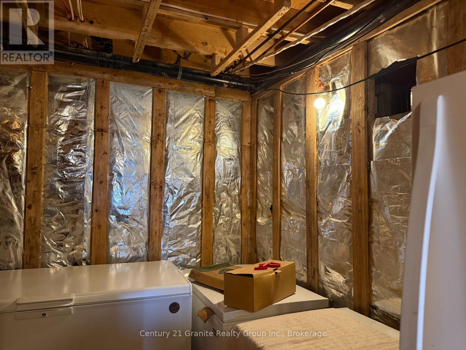 1028 Crabbe Lane, Dysart Et Al (Guilford), ON - Indoor Photo Showing Basement