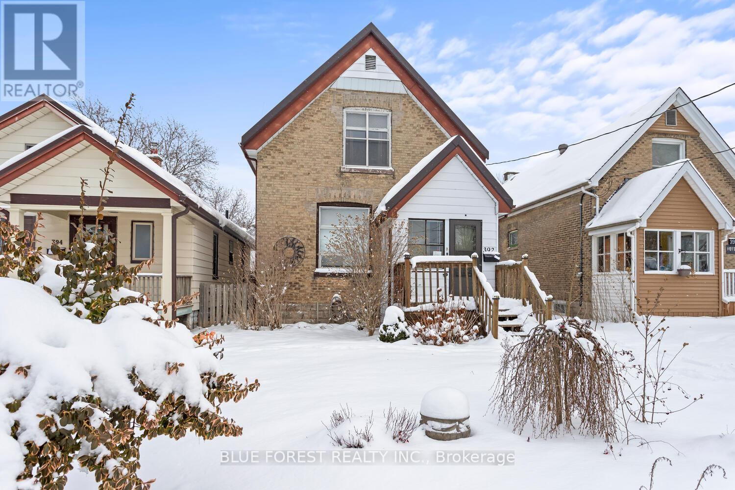 392 Spruce Street, London East (East H), ON - Outdoor With Facade