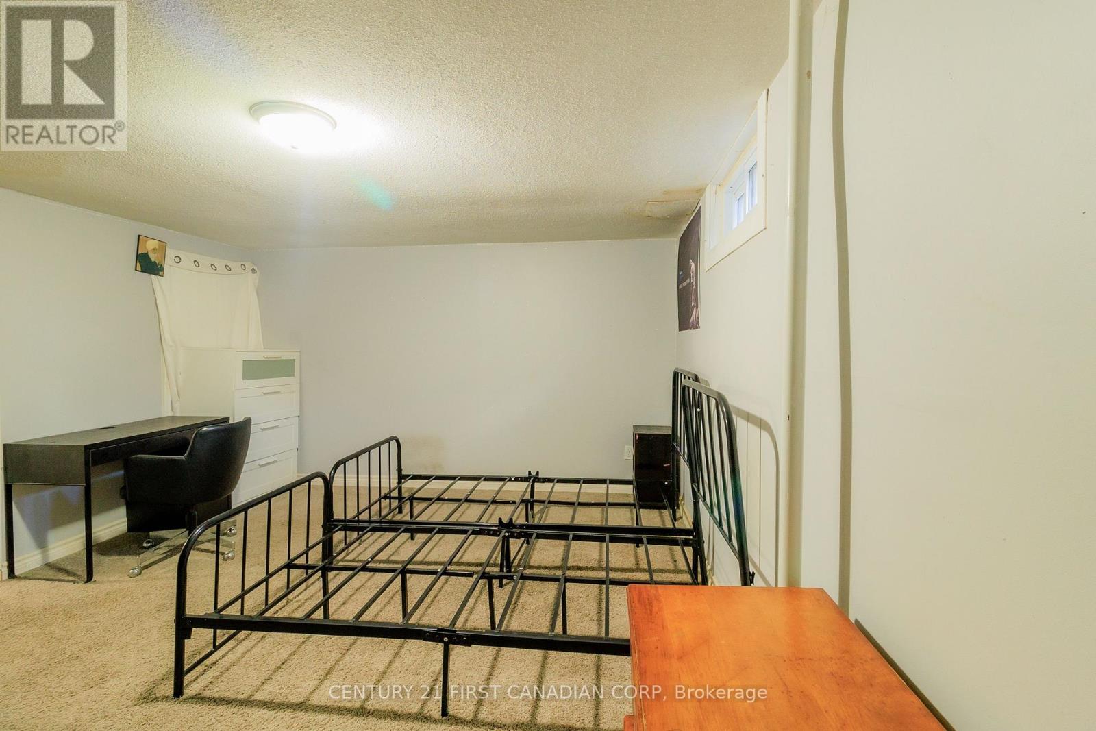 208 - 1775 Culver Drive, London East (East H), ON - Indoor