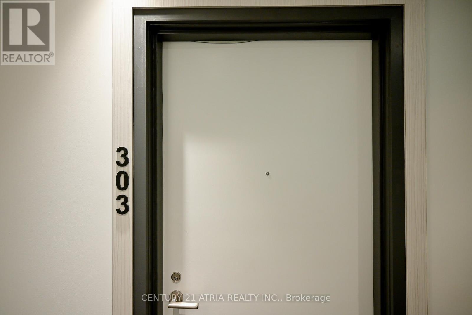 303 - 185 Alberta Avenue, Toronto, ON -