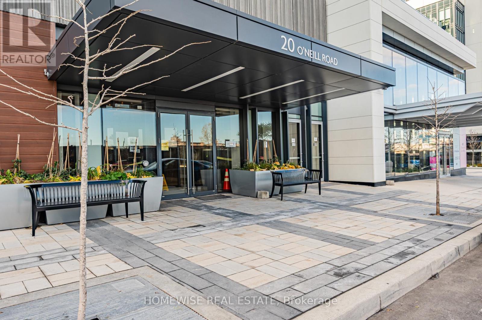 428 - 20 O'Neill Road, Toronto, ON - Outdoor