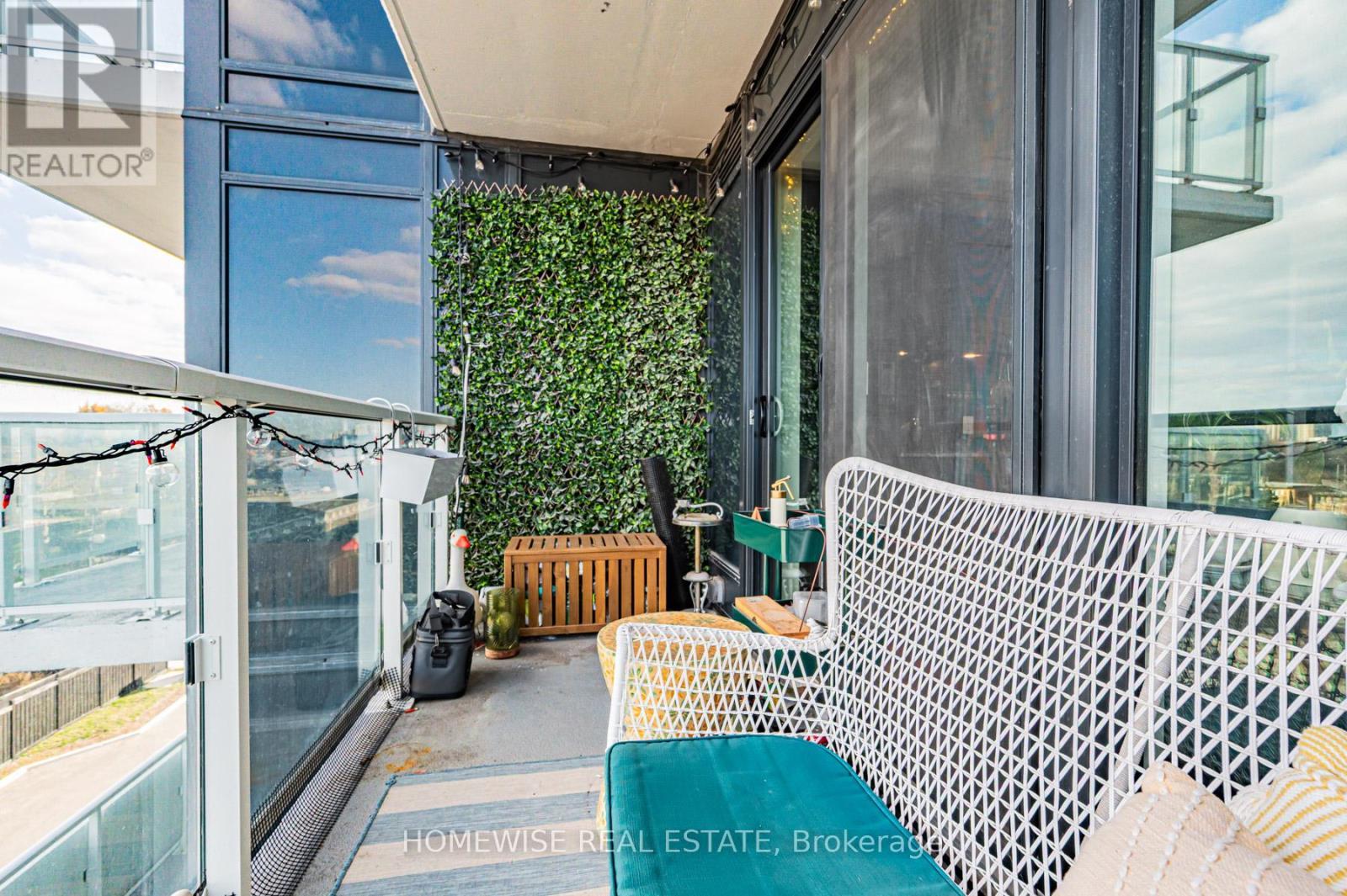 428 - 20 O'Neill Road, Toronto, ON - Outdoor With Exterior