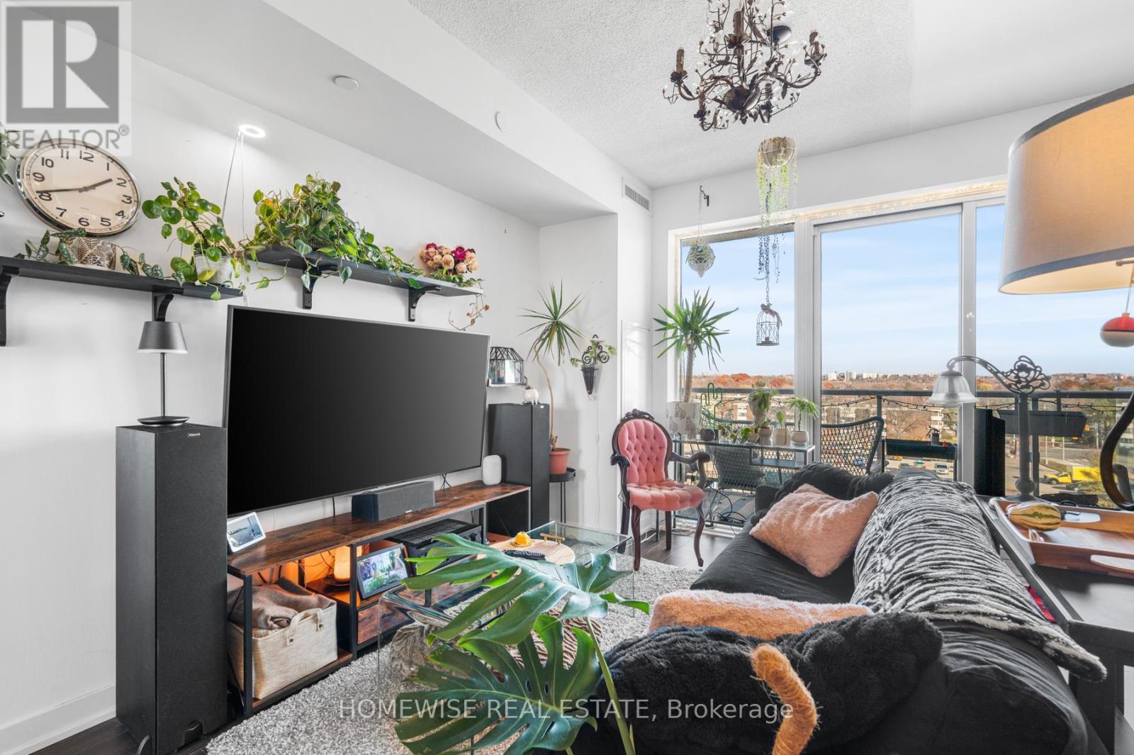 428 - 20 O'Neill Road, Toronto, ON - Indoor