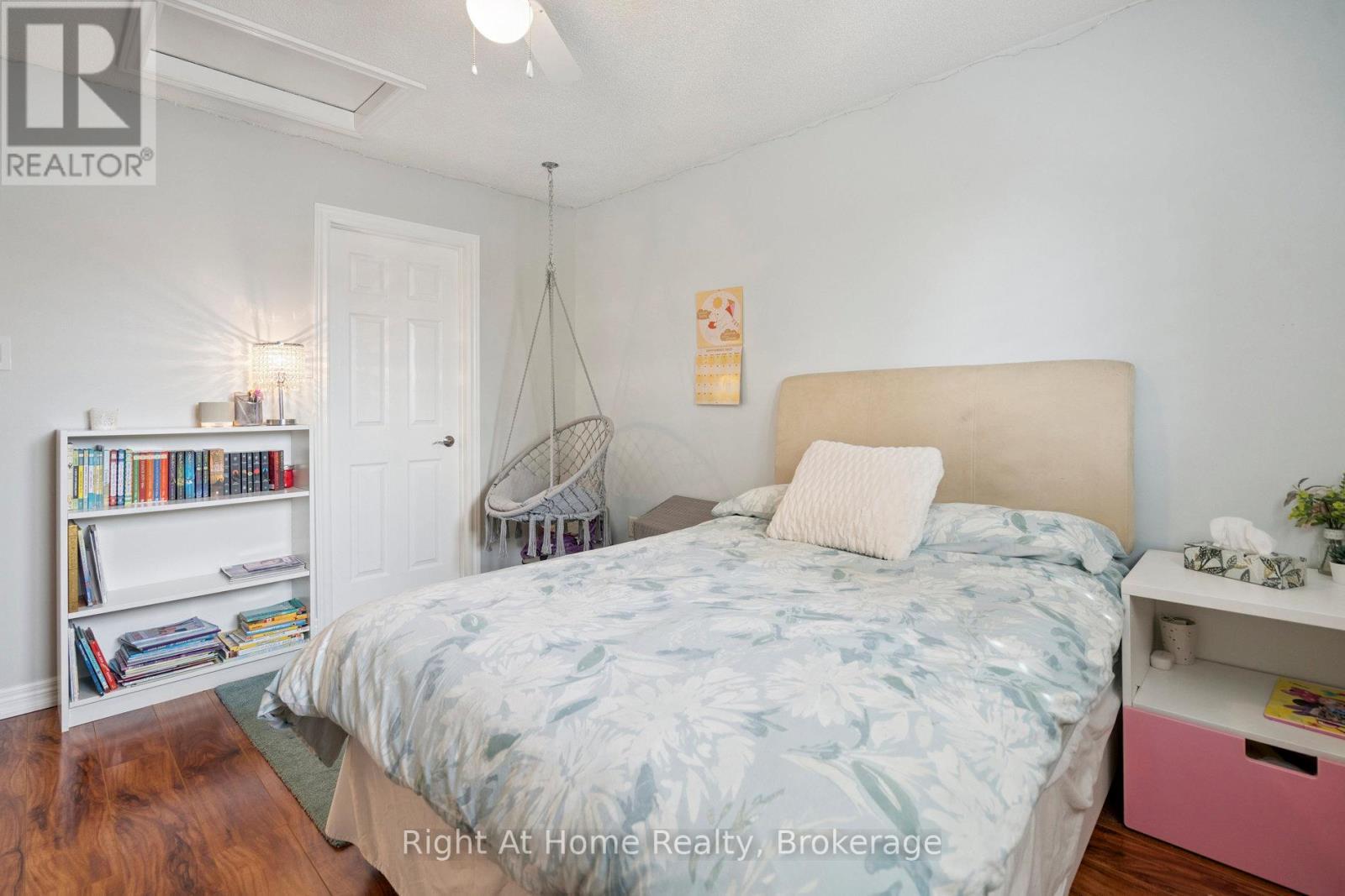 20 Scottswood Lane, Haldimand, ON - Indoor Photo Showing Bedroom