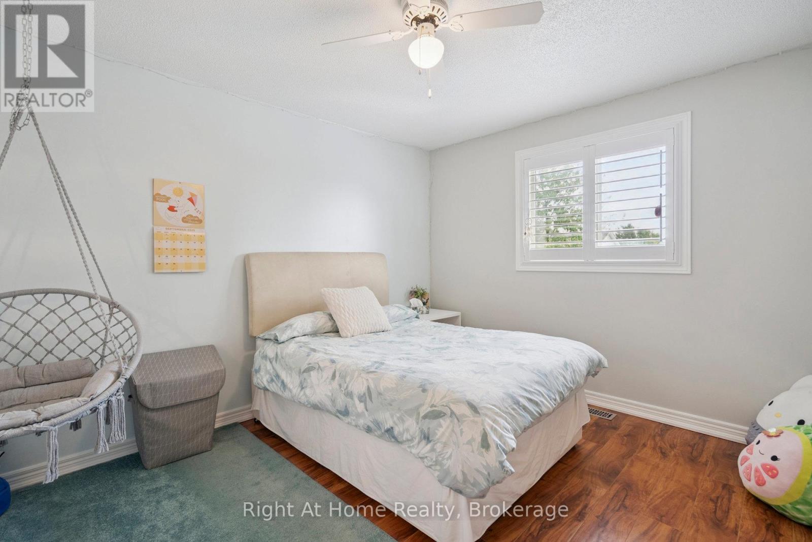 20 Scottswood Lane, Haldimand, ON - Indoor Photo Showing Bedroom