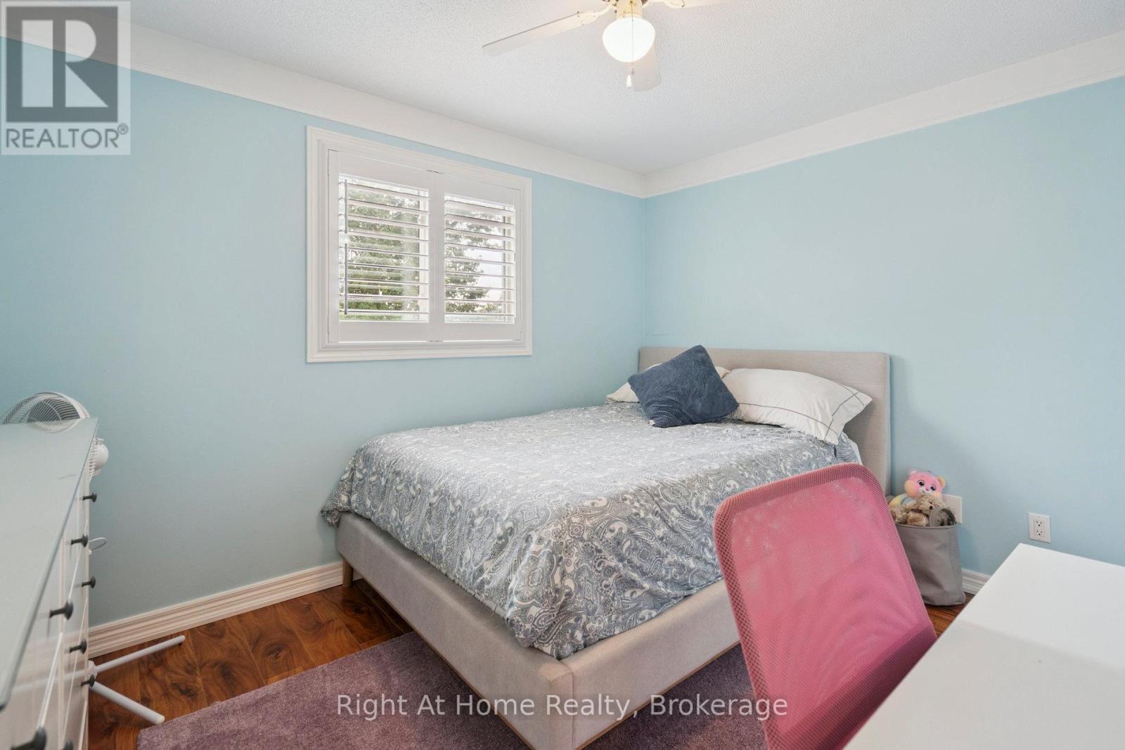 20 Scottswood Lane, Haldimand, ON - Indoor Photo Showing Bedroom