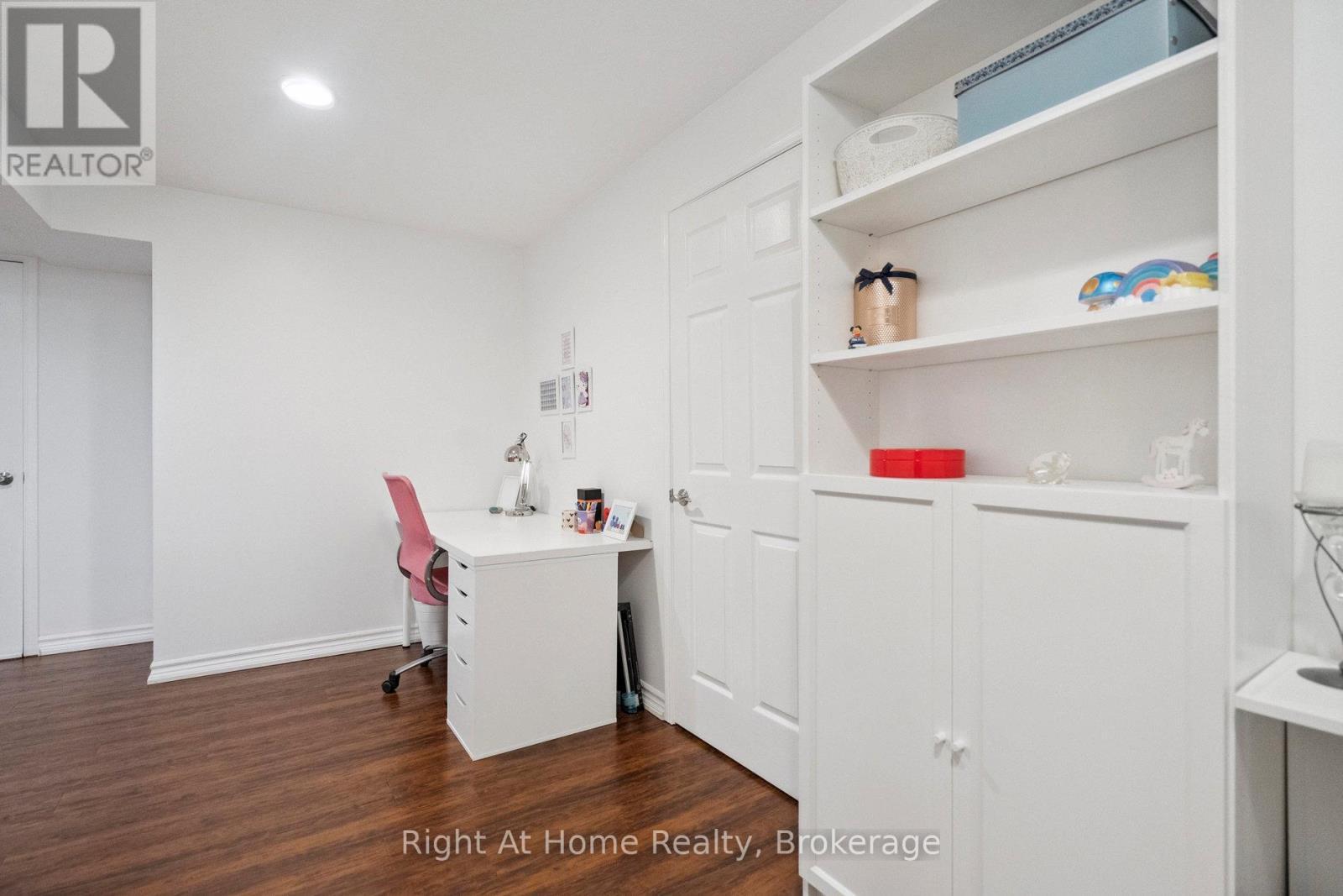 20 Scottswood Lane, Haldimand, ON - Indoor