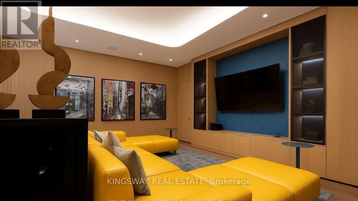 502 - 720 Whitlock Avenue, Milton, ON - Indoor Photo Showing Other Room