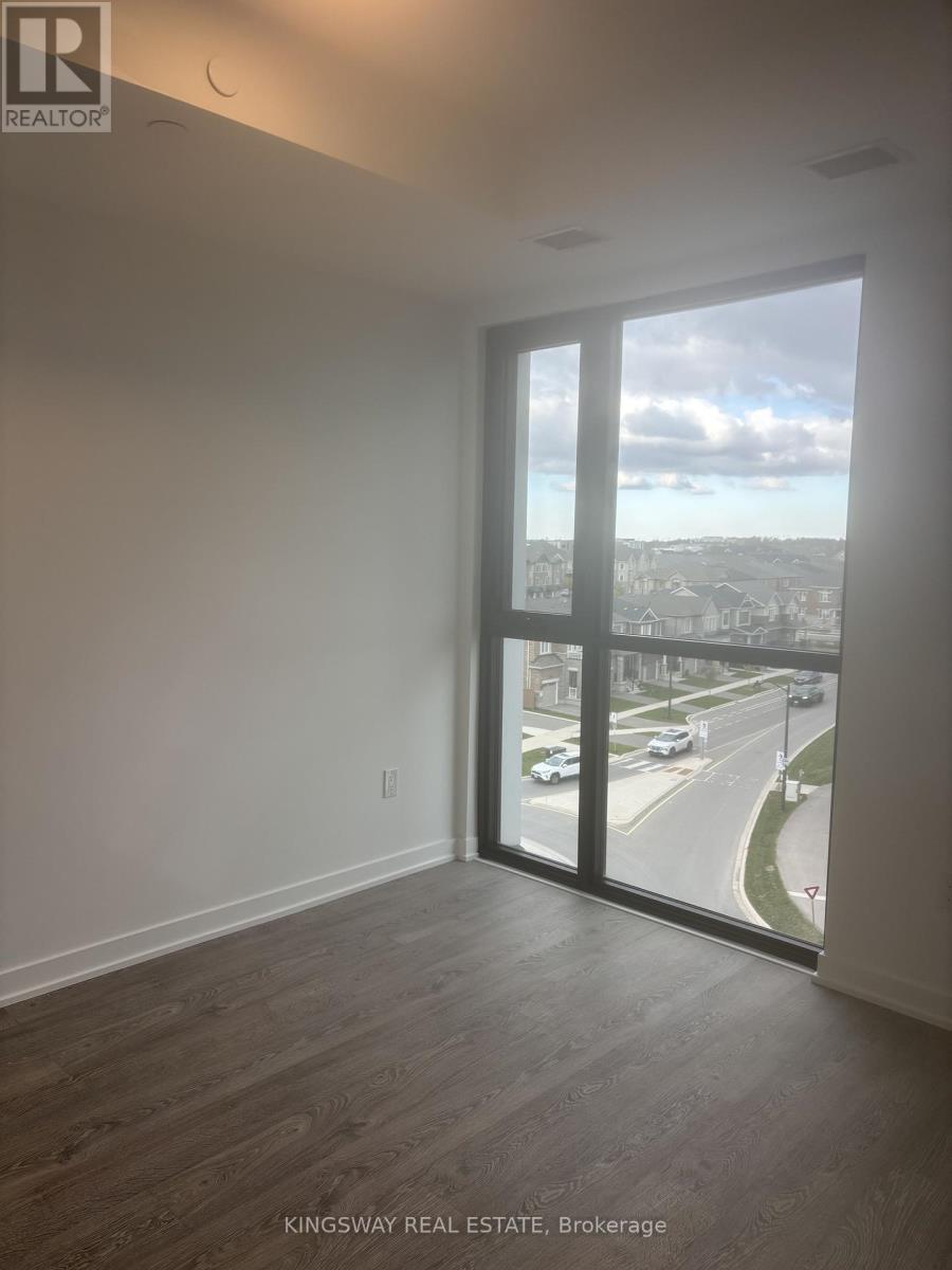 502 - 720 Whitlock Avenue, Milton, ON - Indoor Photo Showing Other Room