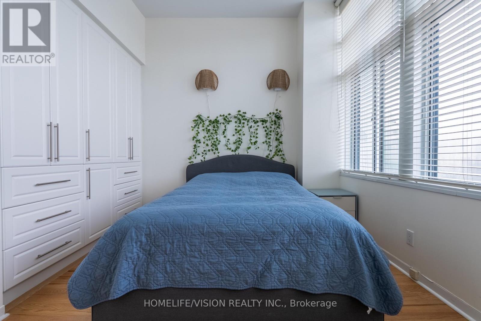 306 - 1901 Yonge Street, Toronto, ON - Indoor Photo Showing Bedroom