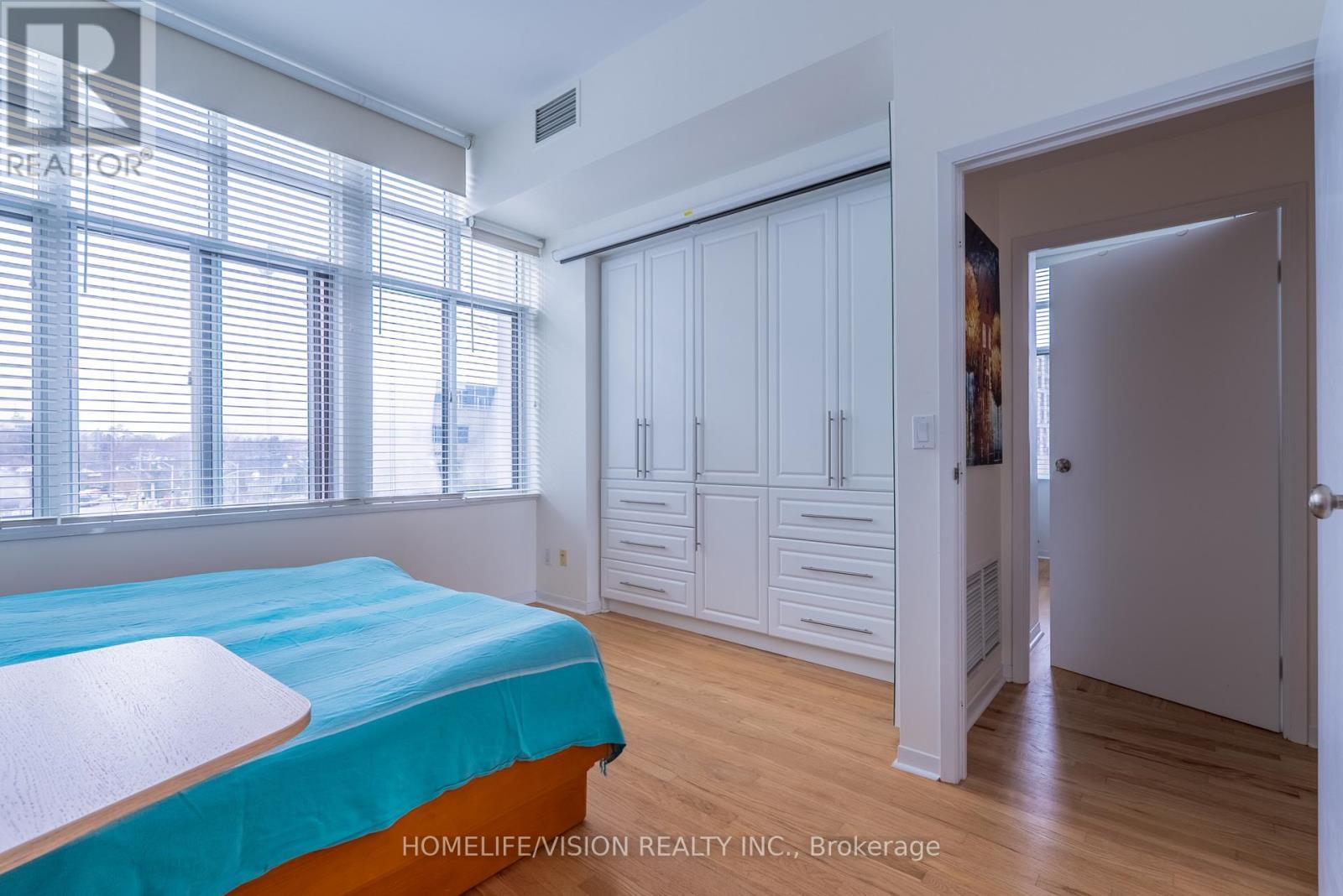 306 - 1901 Yonge Street, Toronto, ON - Indoor Photo Showing Bedroom