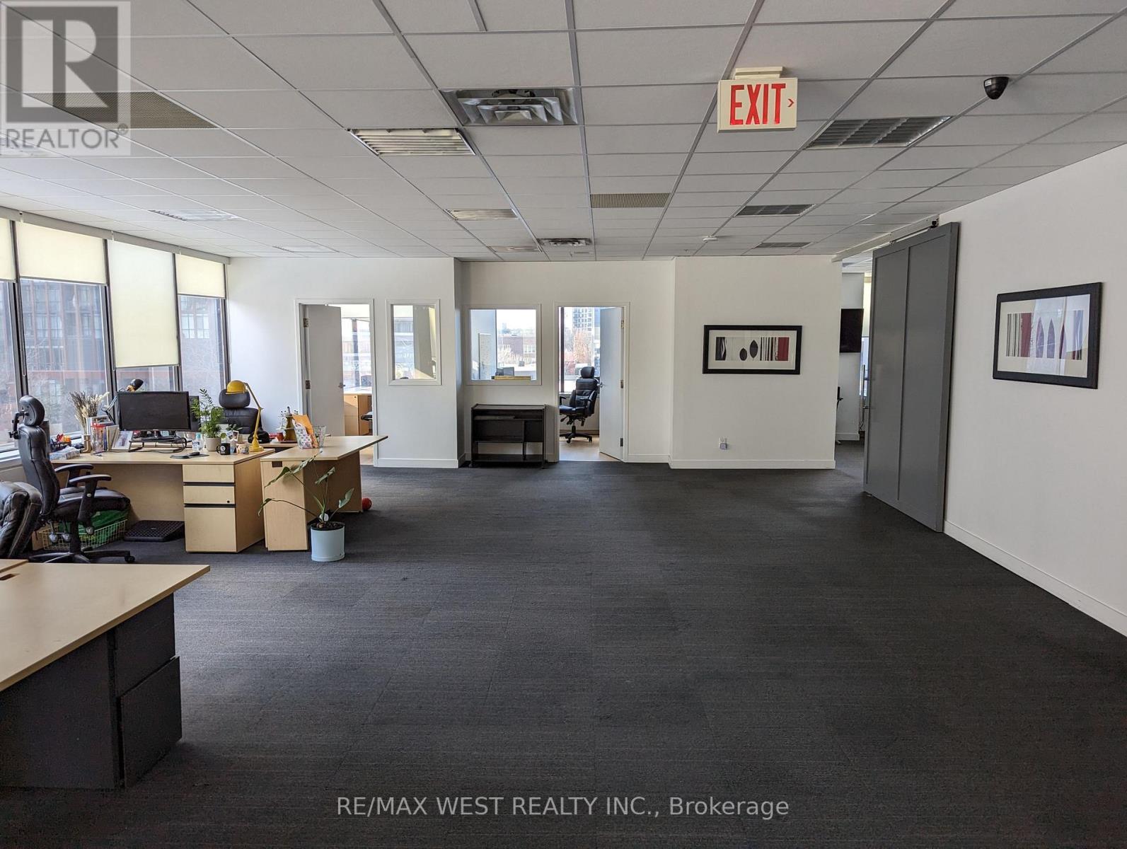 C05-01 - 920 Yonge Street, Toronto, ON