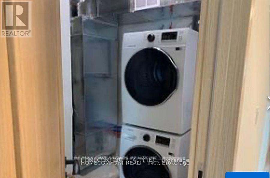 D208 - 200 Chester Le Boulevard, Toronto, ON - Indoor Photo Showing Laundry Room