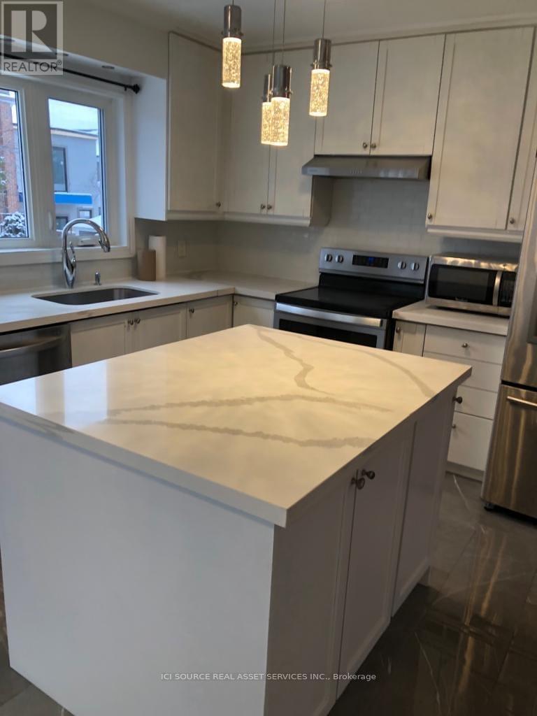 Upper - 81 Virginia Avenue, Toronto, ON - Indoor Photo Showing Kitchen
