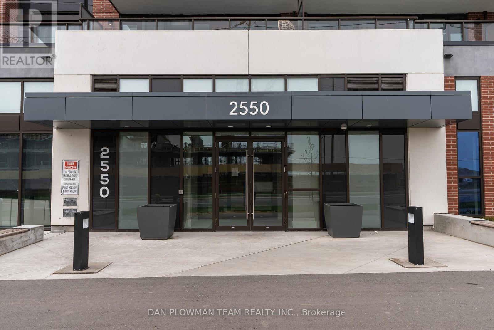 1121 - 2550 Simcoe Street N, Oshawa, ON -