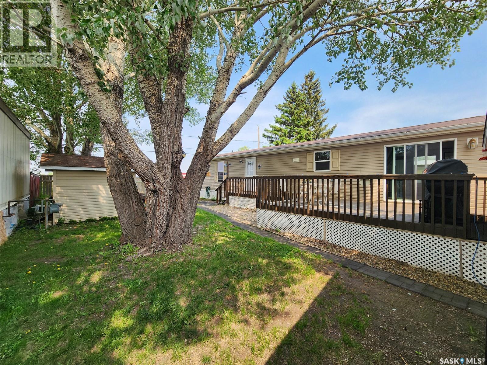 8 555 Dielschneider Road, Melville, SK