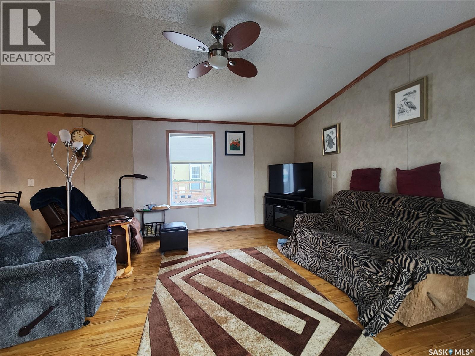 8 555 Dielschneider Road, Melville, SK