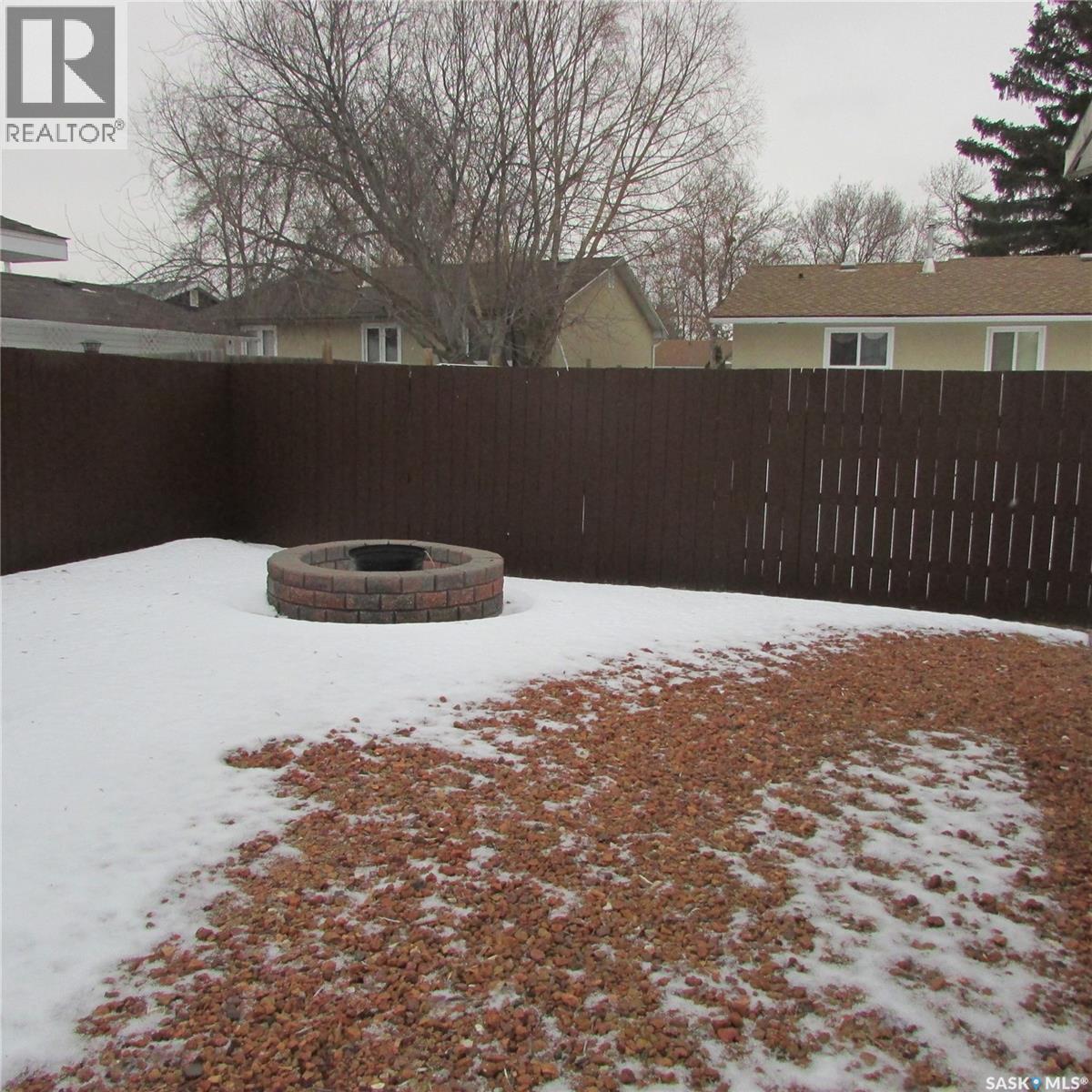 123 Bentley Drive, Regina, SK - Outdoor