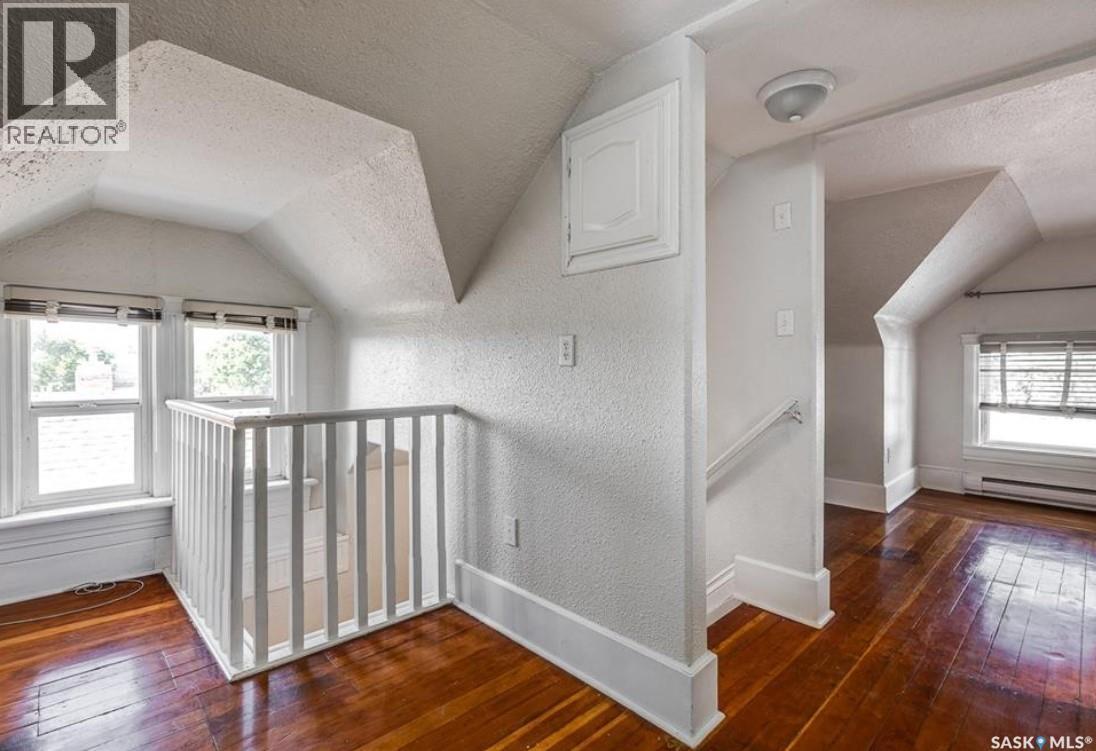 217 H Avenue S, Saskatoon, SK - Indoor Photo Showing Other Room