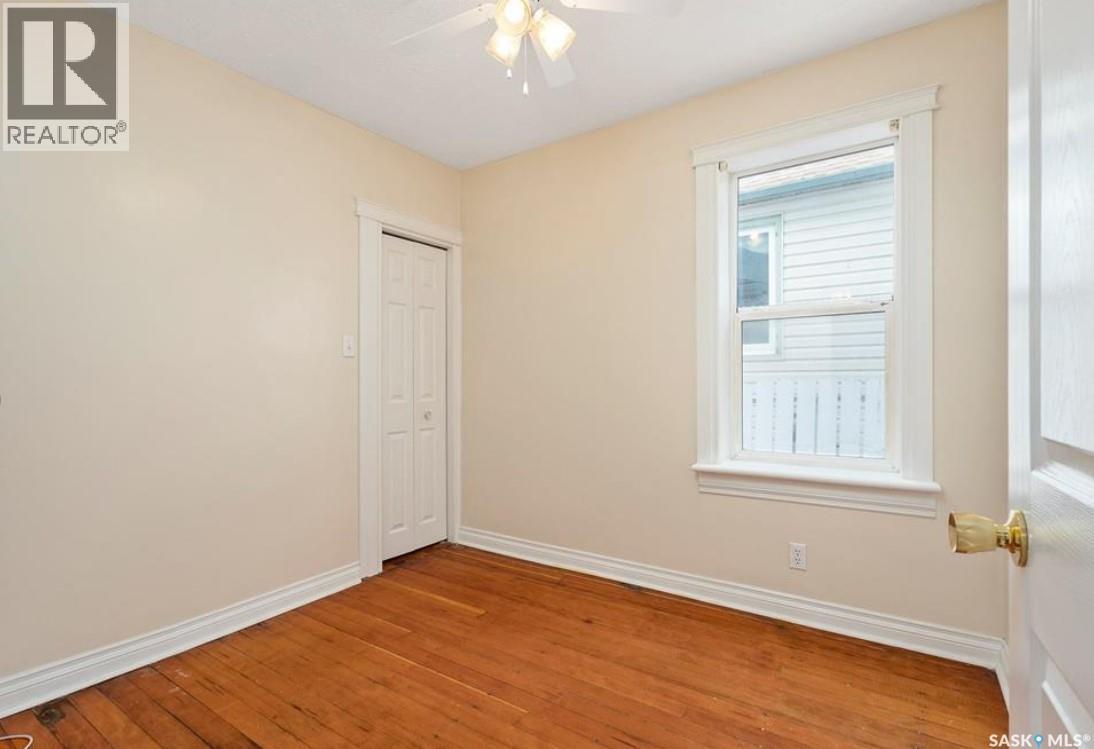 217 H Avenue S, Saskatoon, SK - Indoor Photo Showing Other Room