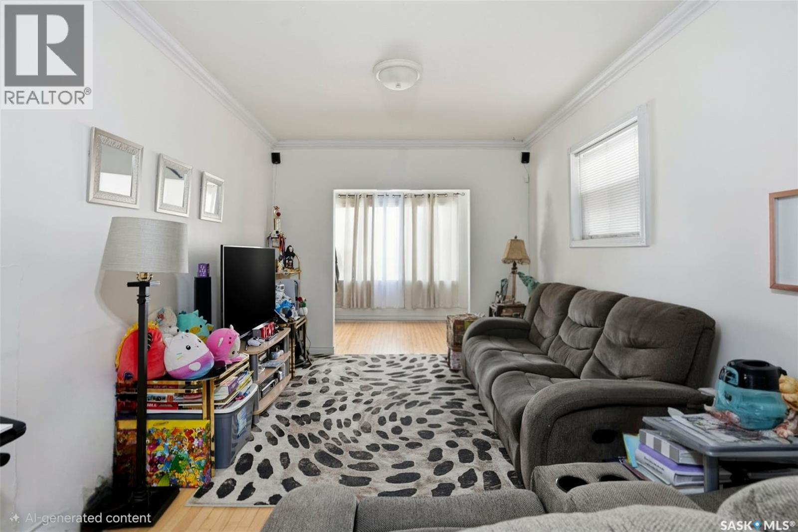 1562 Argyle Street, Regina, SK - Indoor Photo Showing Living Room