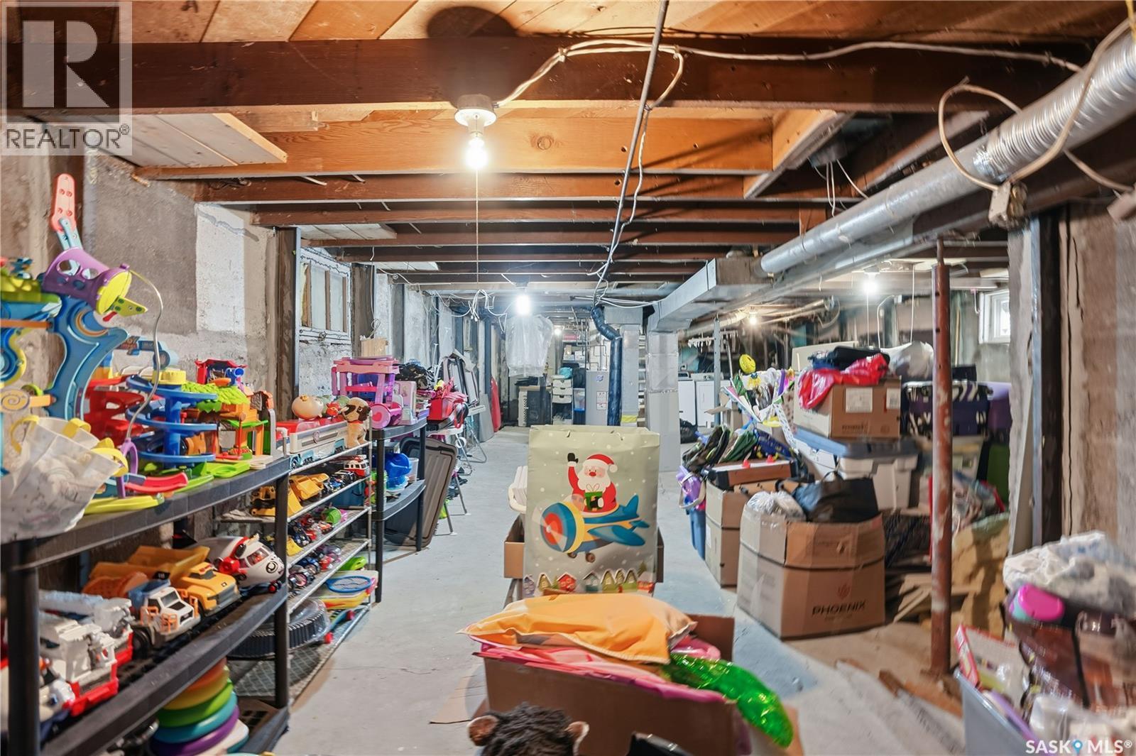 1562 Argyle Street, Regina, SK - Indoor Photo Showing Basement