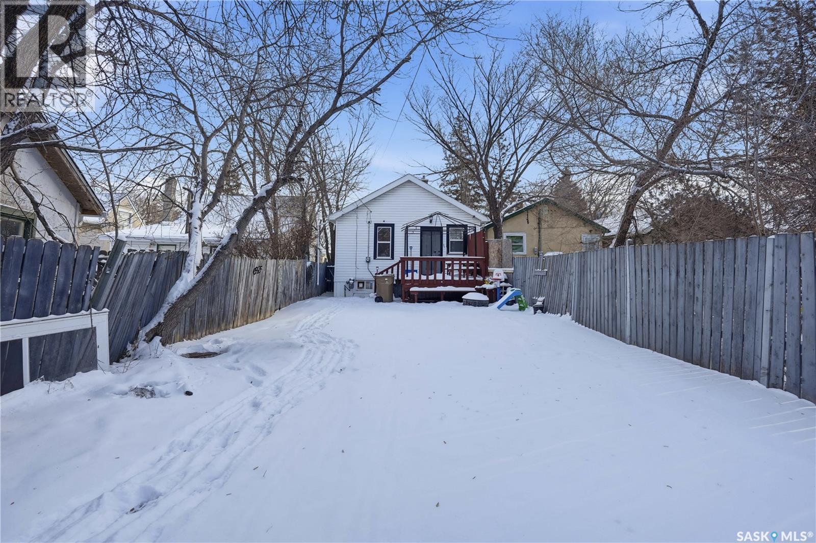 1562 Argyle Street, Regina, SK - Outdoor With Deck Patio Veranda