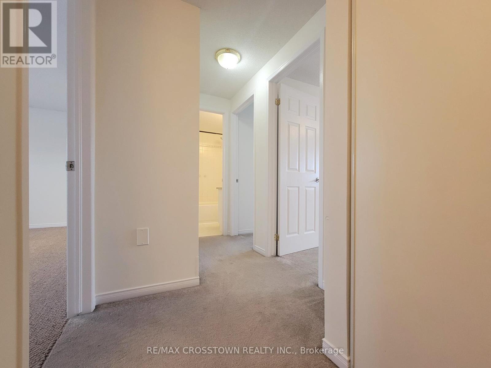 7 Addison Trail, Barrie, ON - Indoor Photo Showing Other Room