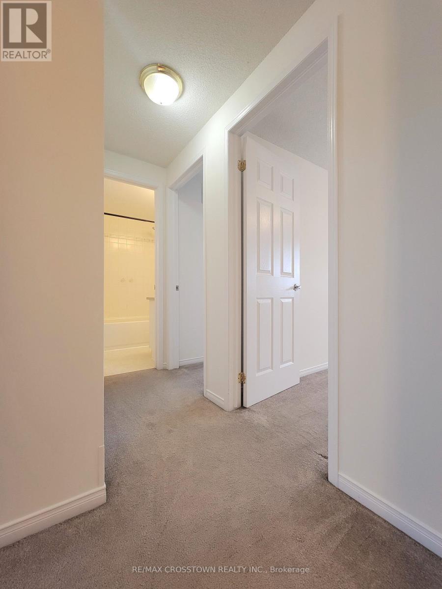 7 Addison Trail, Barrie, ON - Indoor Photo Showing Other Room