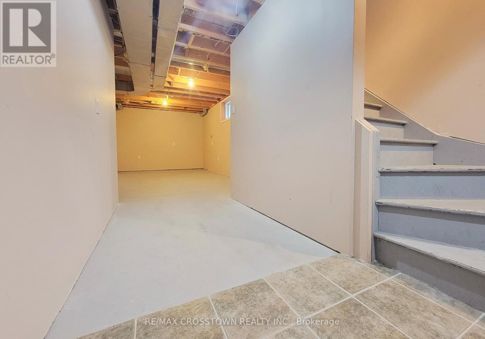 7 Addison Trail, Barrie, ON - Indoor Photo Showing Other Room