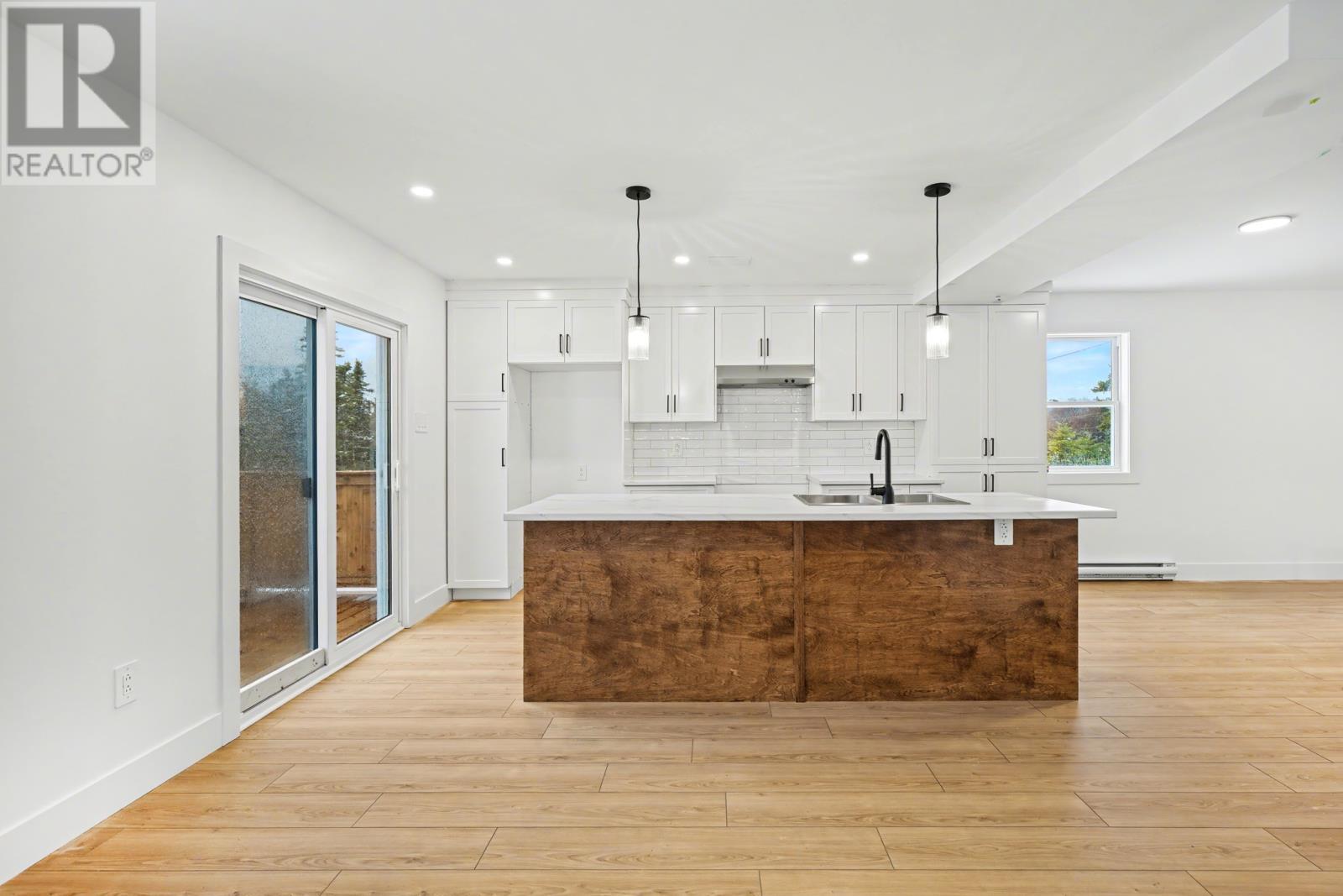 21-23 Cameron Place, Pouch Cove, NL - Indoor Photo Showing Kitchen