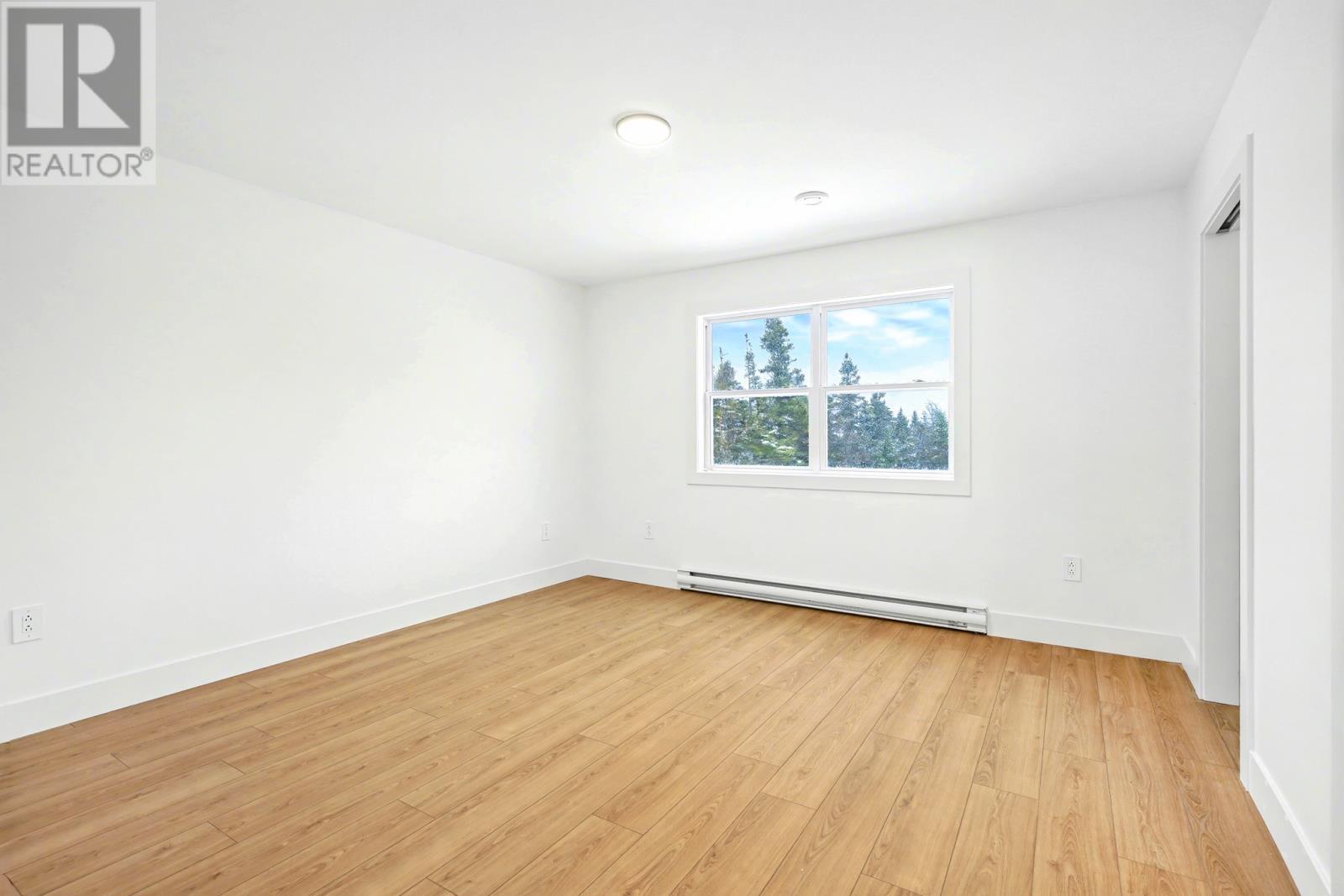 21-23 Cameron Place, Pouch Cove, NL - Indoor Photo Showing Other Room