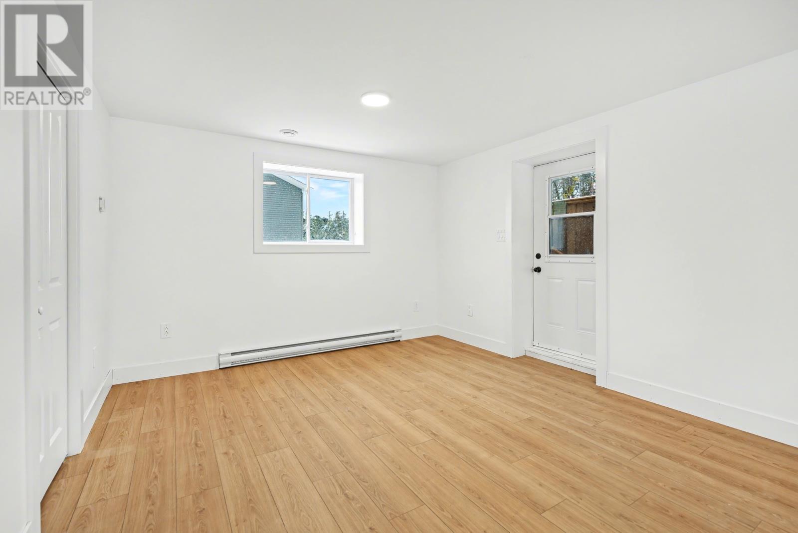 21-23 Cameron Place, Pouch Cove, NL - Indoor Photo Showing Other Room