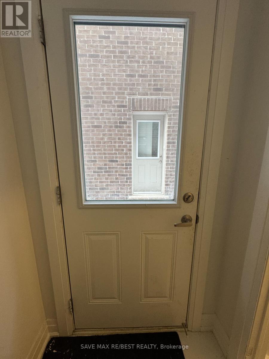 Bsmt - 118 Jura Crescent, Brampton, ON - Indoor Photo Showing Other Room