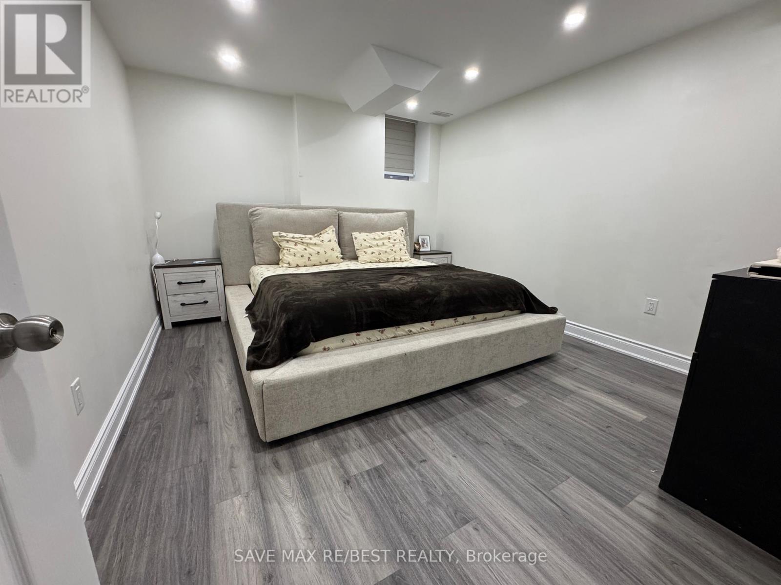 Bsmt - 118 Jura Crescent, Brampton, ON - Indoor Photo Showing Bedroom