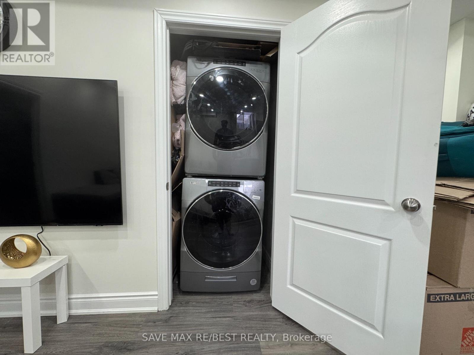 Bsmt - 118 Jura Crescent, Brampton, ON - Indoor Photo Showing Laundry Room