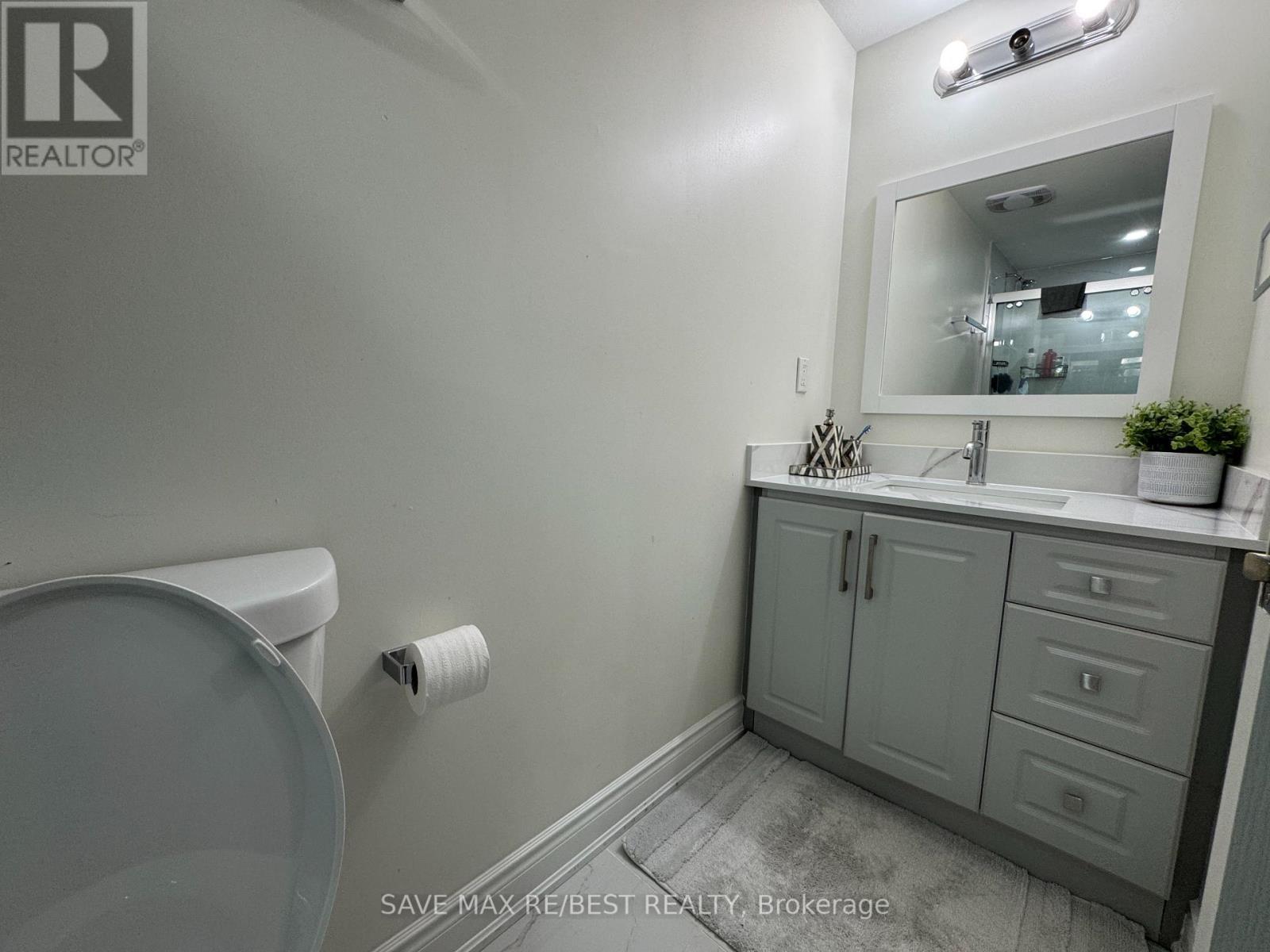 Bsmt - 118 Jura Crescent, Brampton, ON - Indoor Photo Showing Bathroom