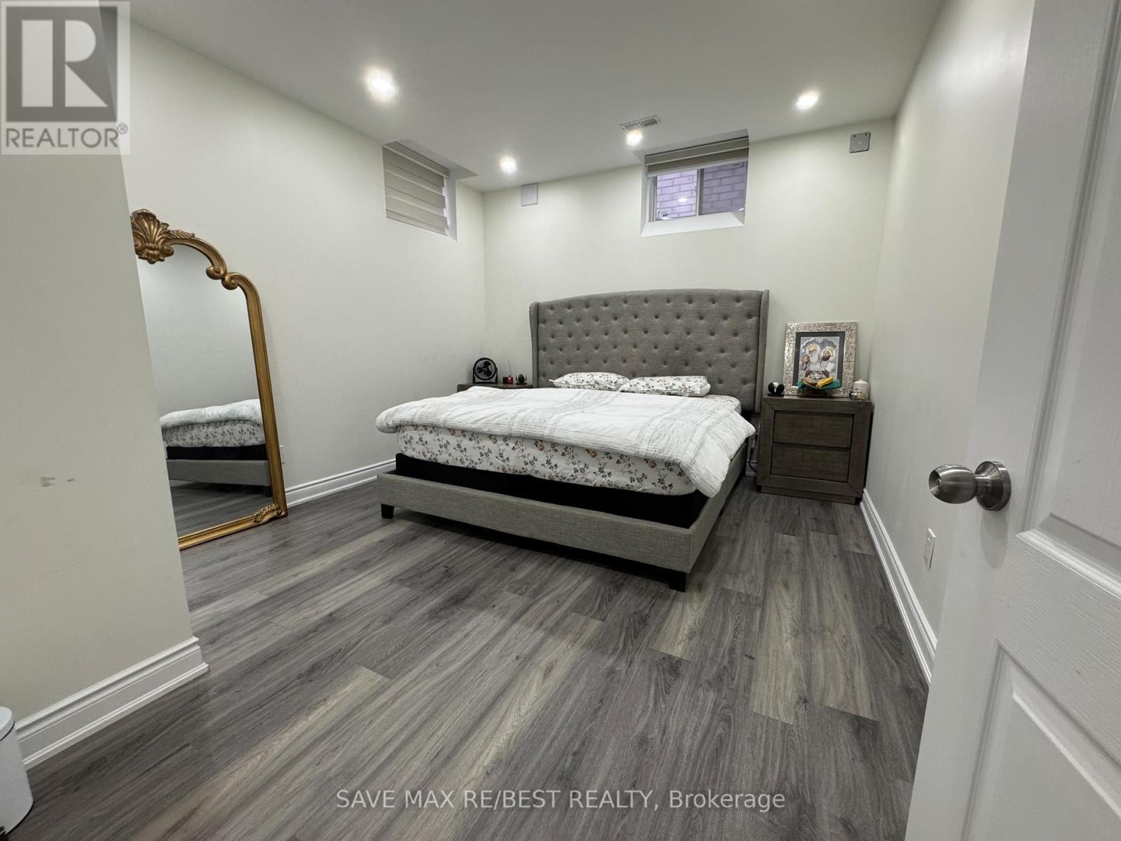 Bsmt - 118 Jura Crescent, Brampton, ON - Indoor Photo Showing Bedroom