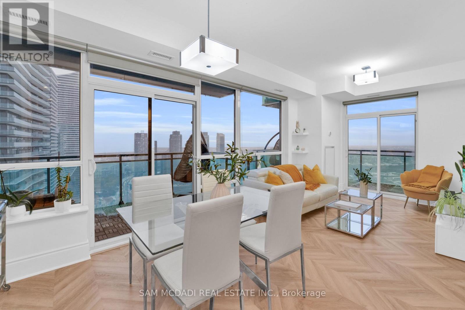 Ph1 - 16 Brookers Lane, Toronto, ON - Indoor